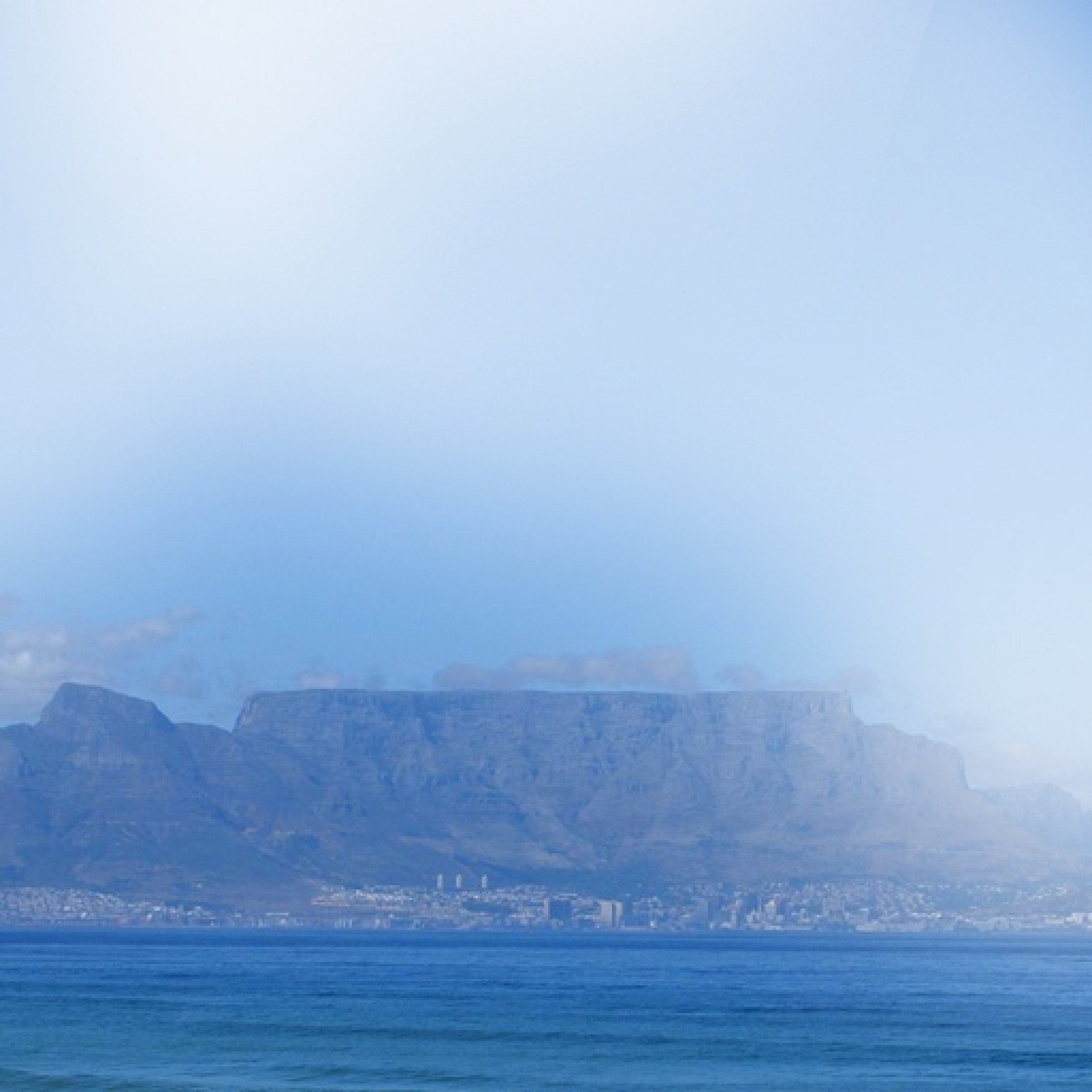 table-mountain-travel-adults-main-location1