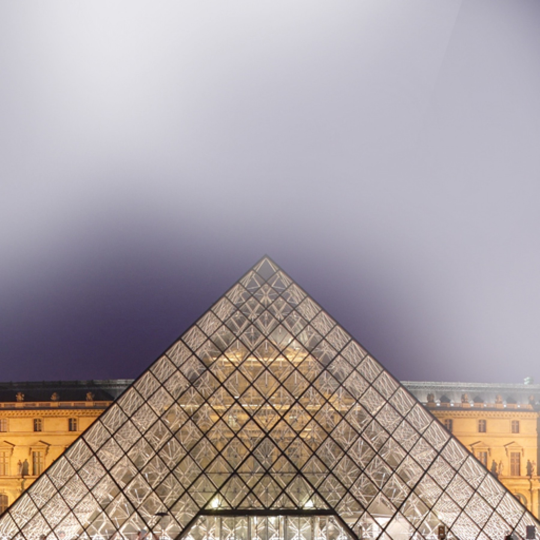 the-louvre-travel-adults-main-location1