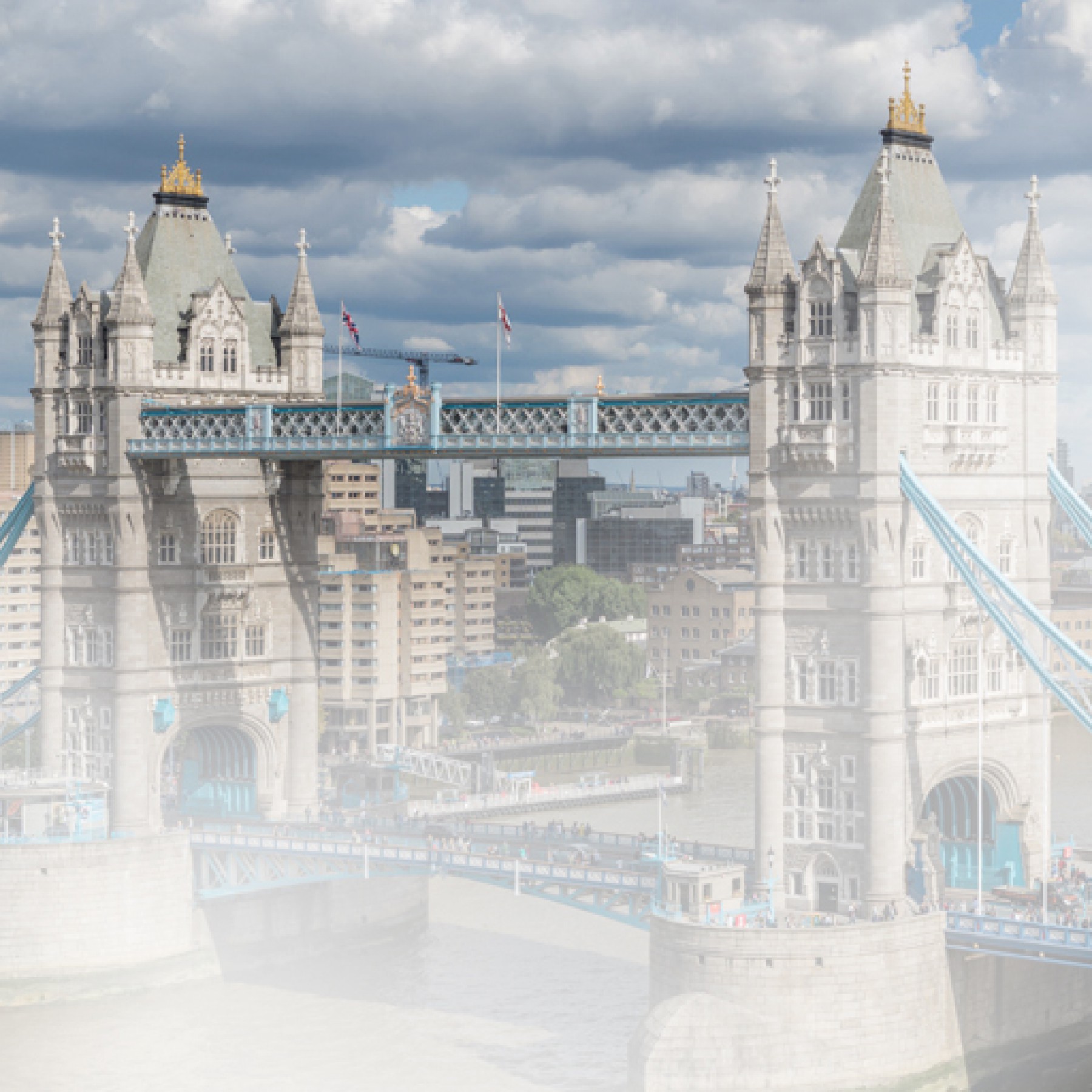 tower-bridge-travel-adults-main-location1